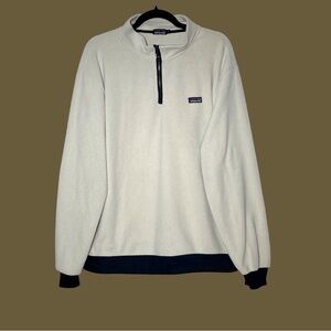 Patagonia 1/4 Zip Pullover Fleece Sweatshirt in Cream with Navy Trim, Size Large